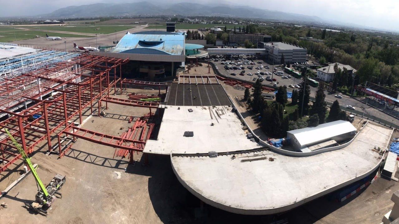 Airport Viaduct Construction