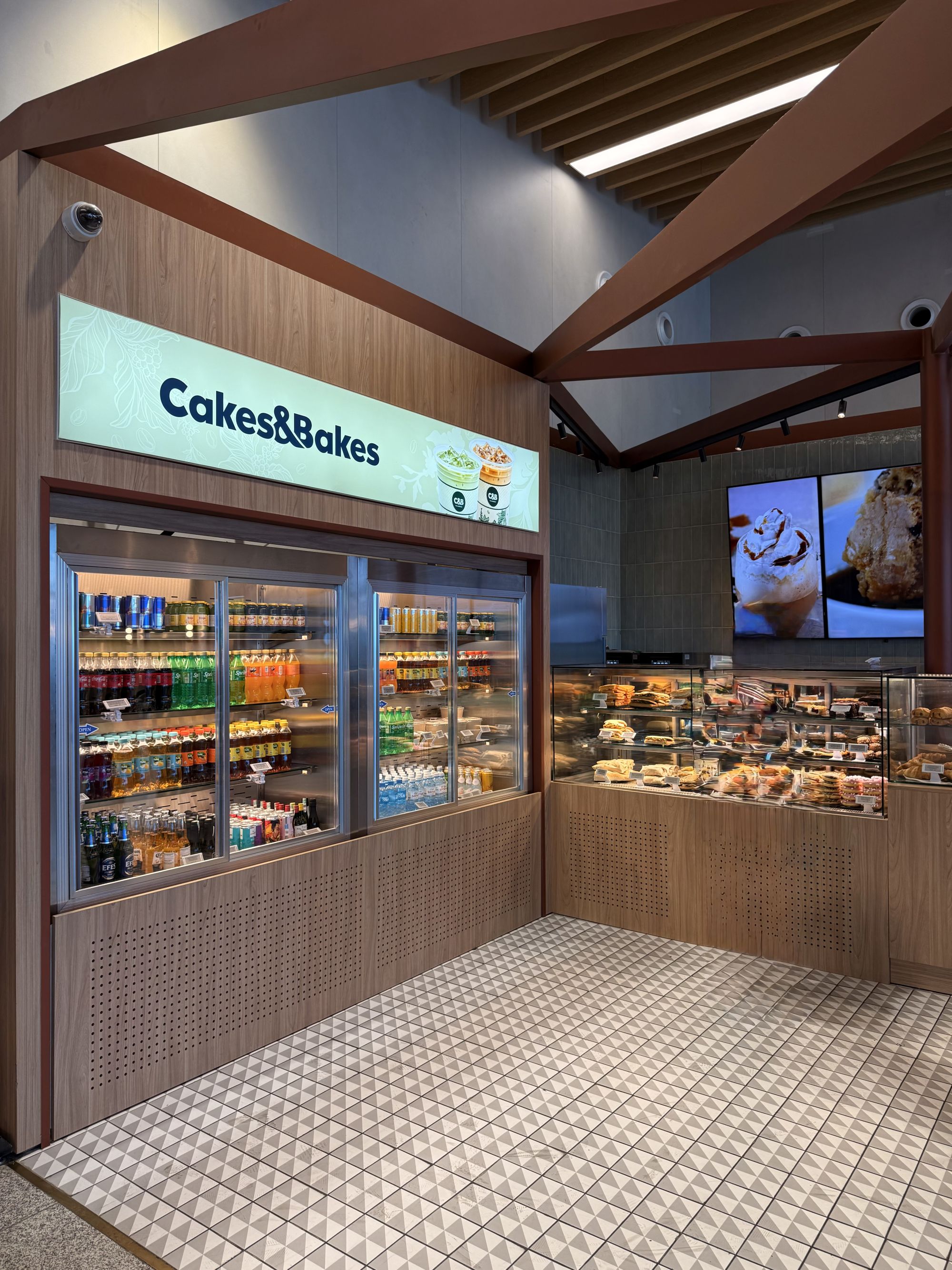 Cakes and Bakes Café
