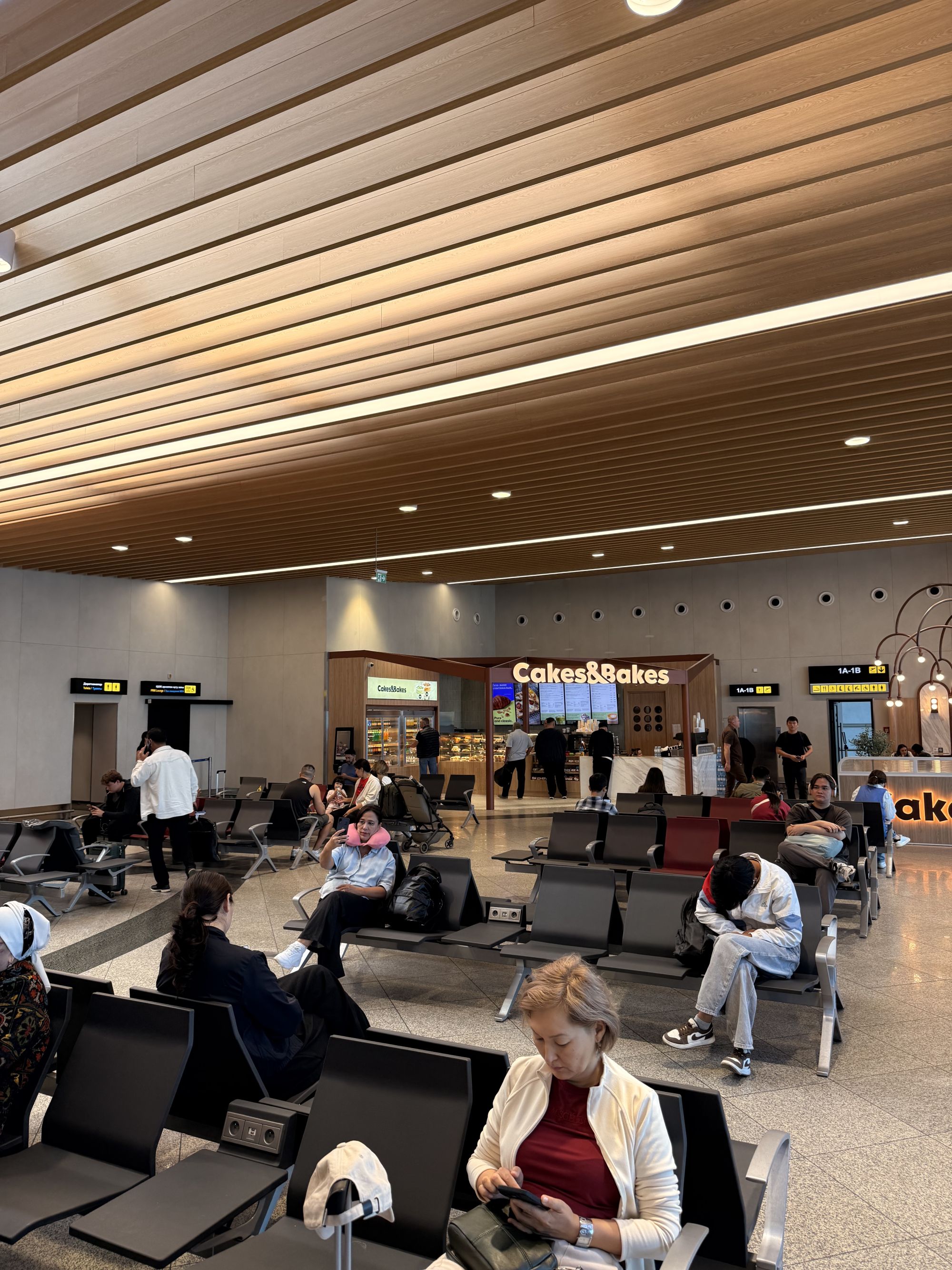 Gates 4-5 Boarding Area